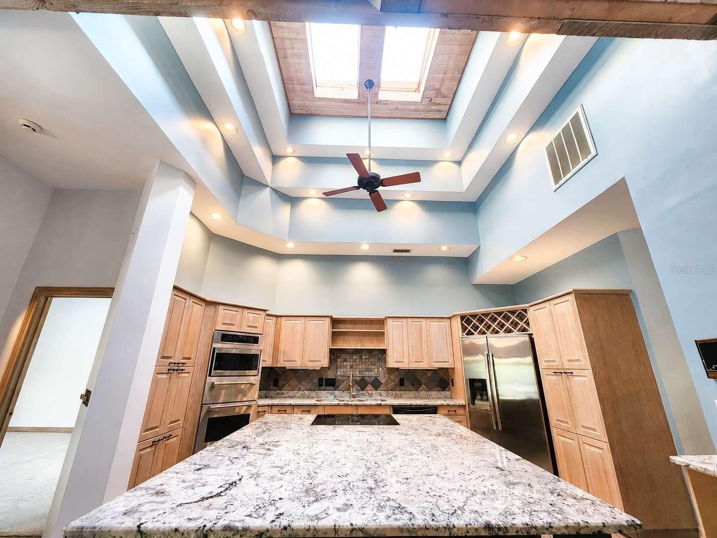 3522 SHORELINE CIRCLE
