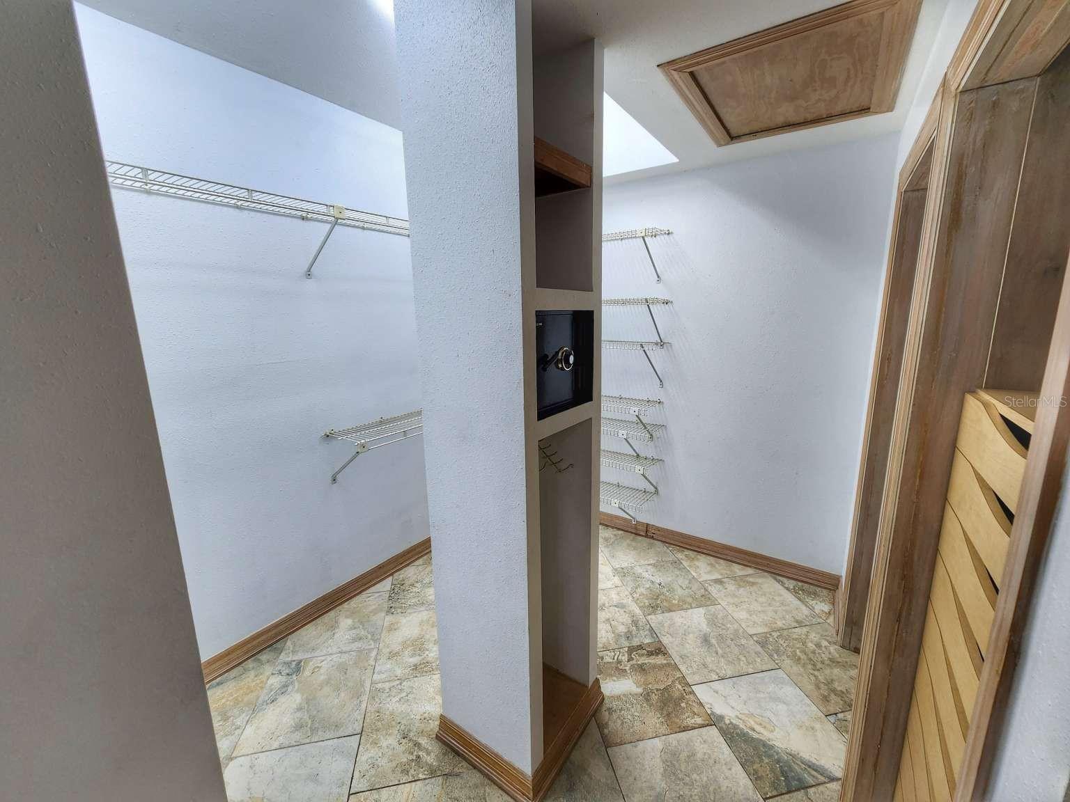 SANCTUARY AT COBBS LANDING THE - Residential