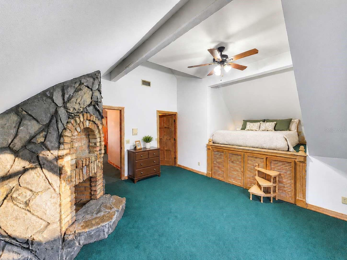 SANCTUARY AT COBBS LANDING THE - Residential