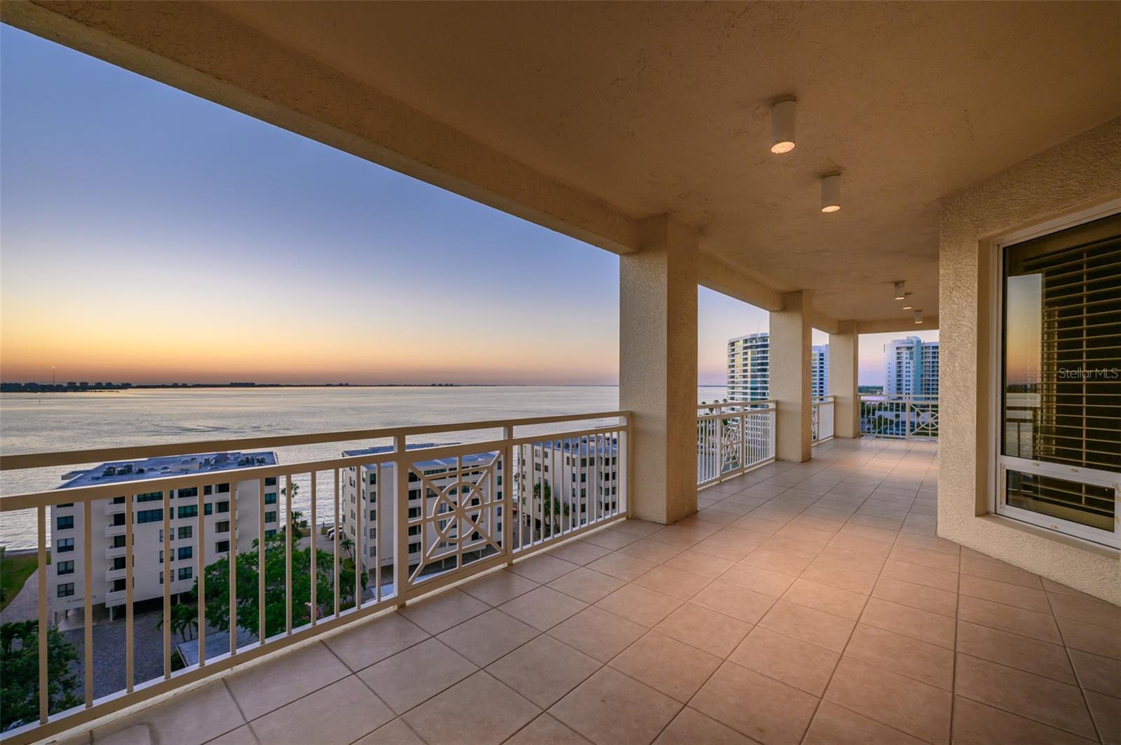 THE TOWER RESIDENCES - Residential