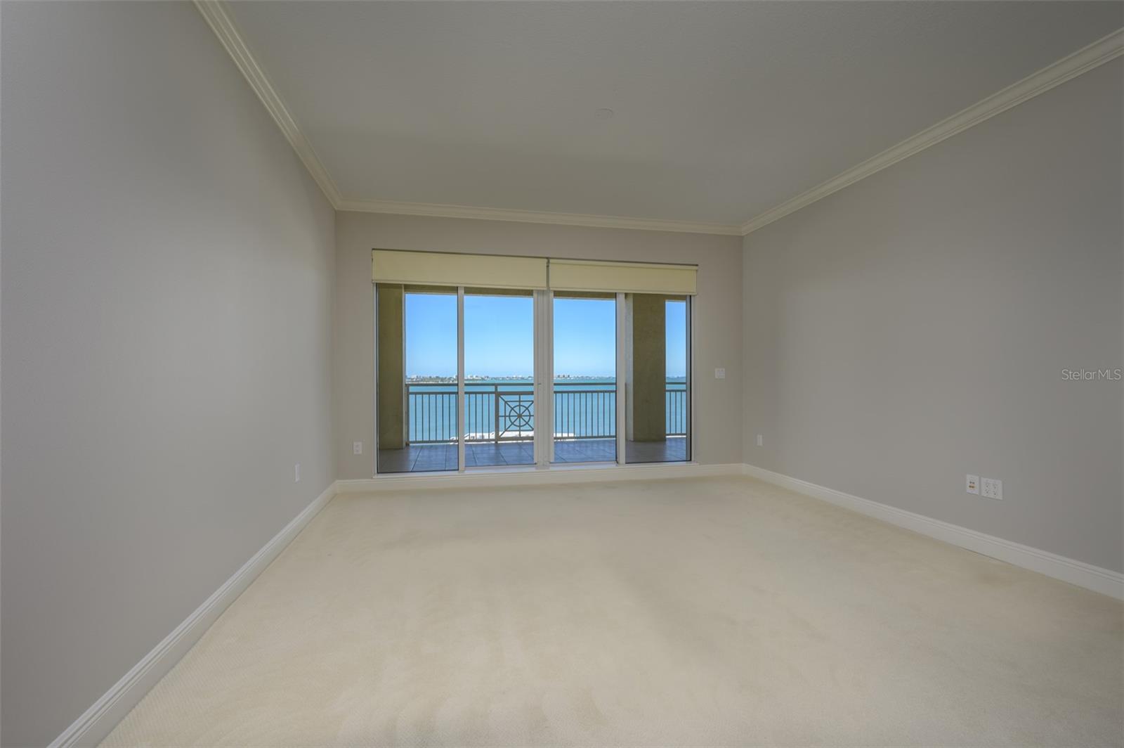 THE TOWER RESIDENCES - Residential