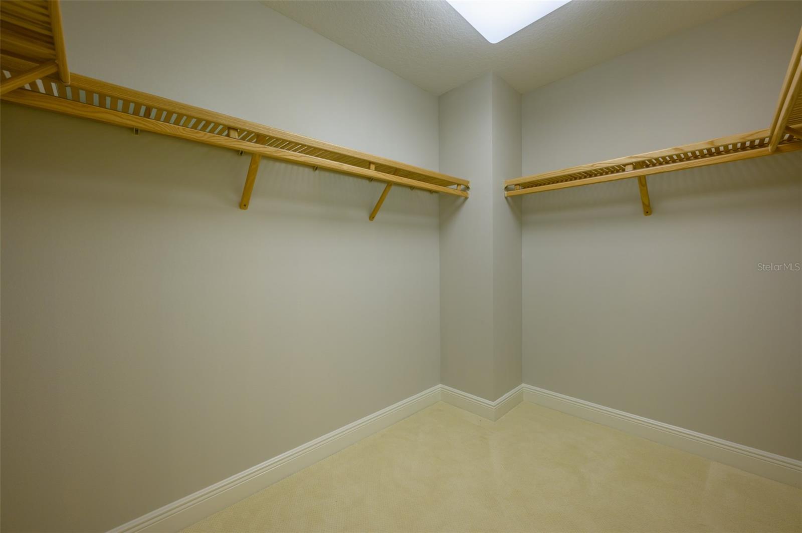 THE TOWER RESIDENCES - Residential