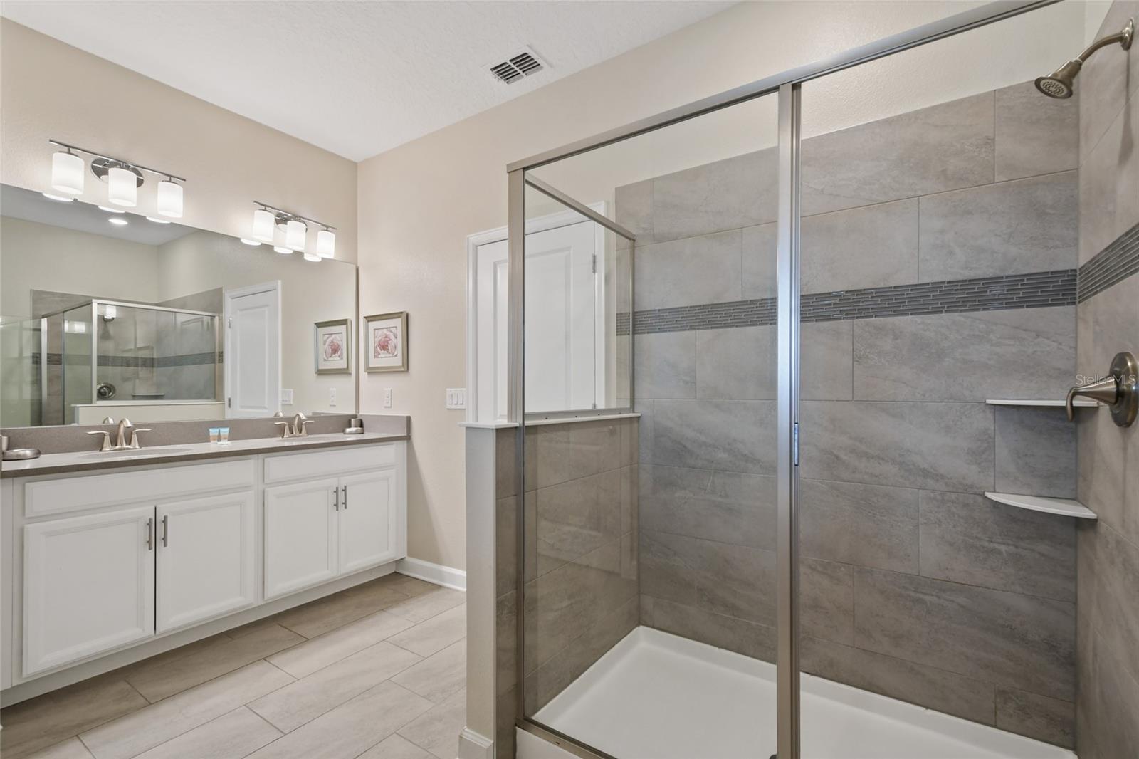 STONEYBROOK SOUTH NORTH PRCL PH 2 - Residential Lease