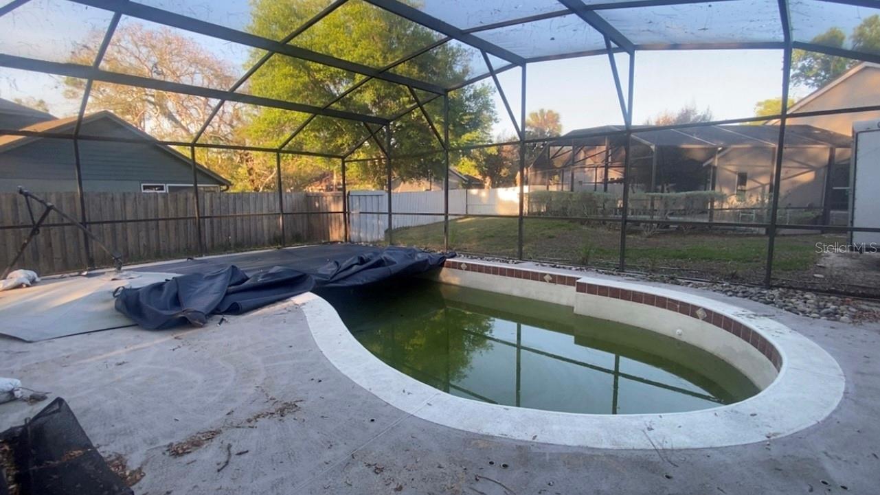 HIDDEN OAK ESTATES - Residential