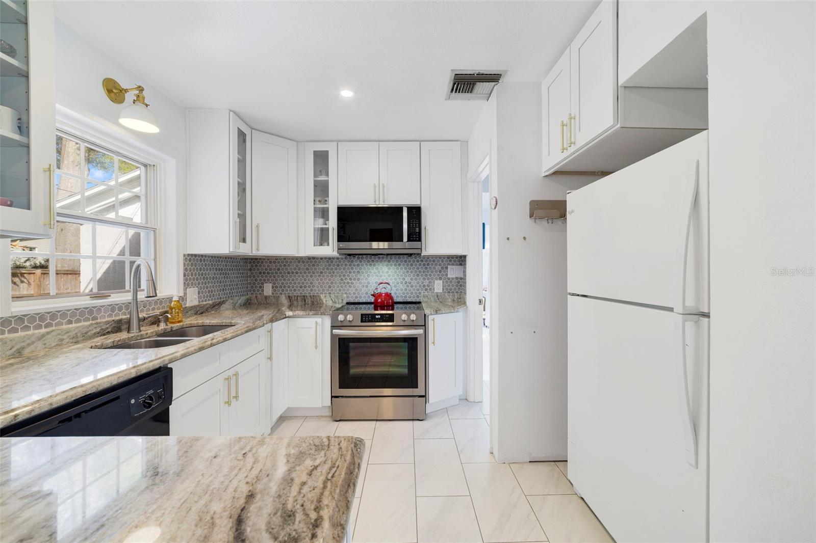 BEUCHLER SUB - Residential Lease