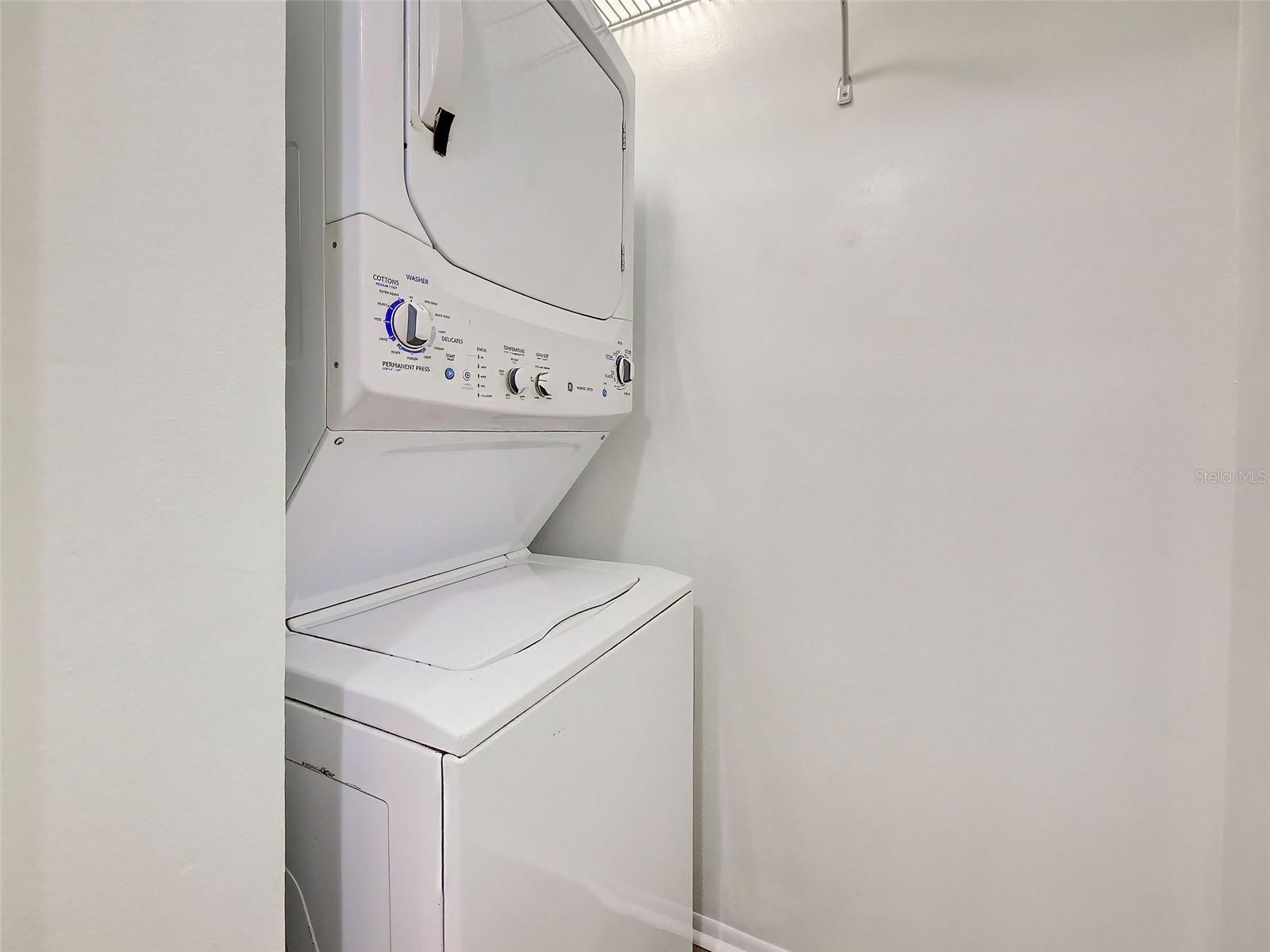 GULF GATE GARDENS - Residential