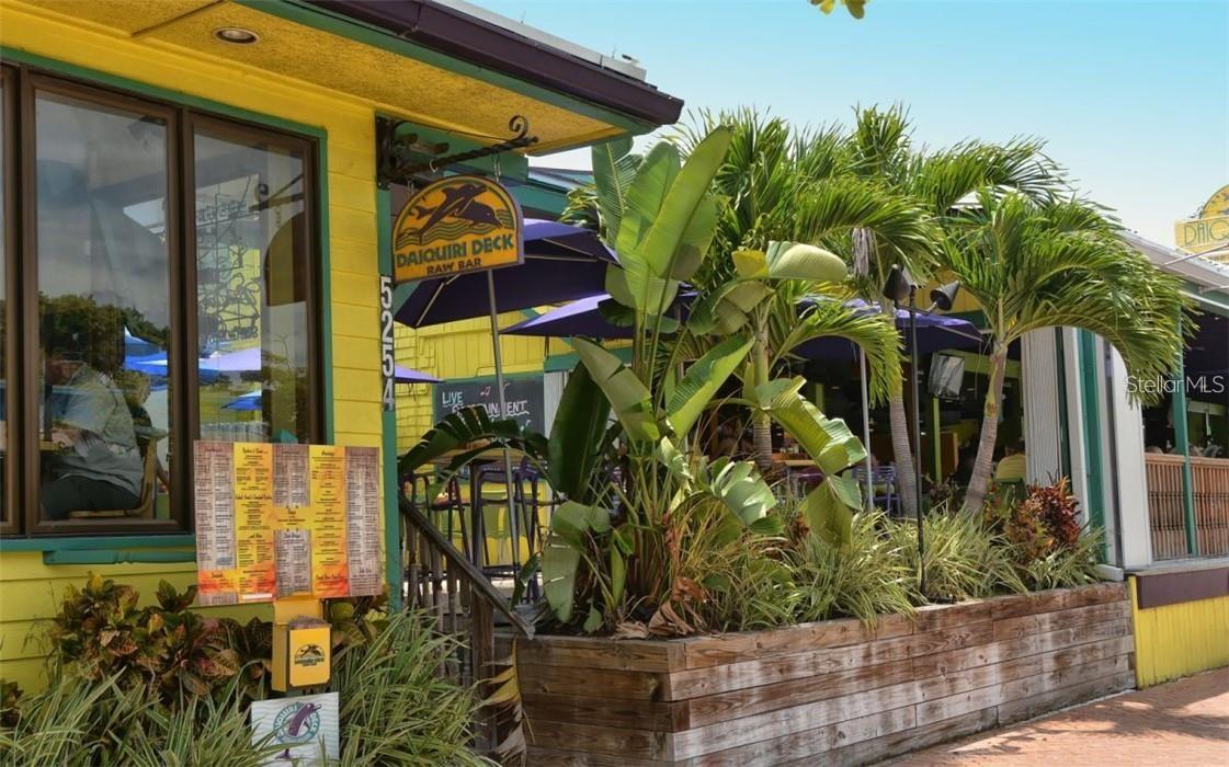 GULF GATE GARDENS - Residential