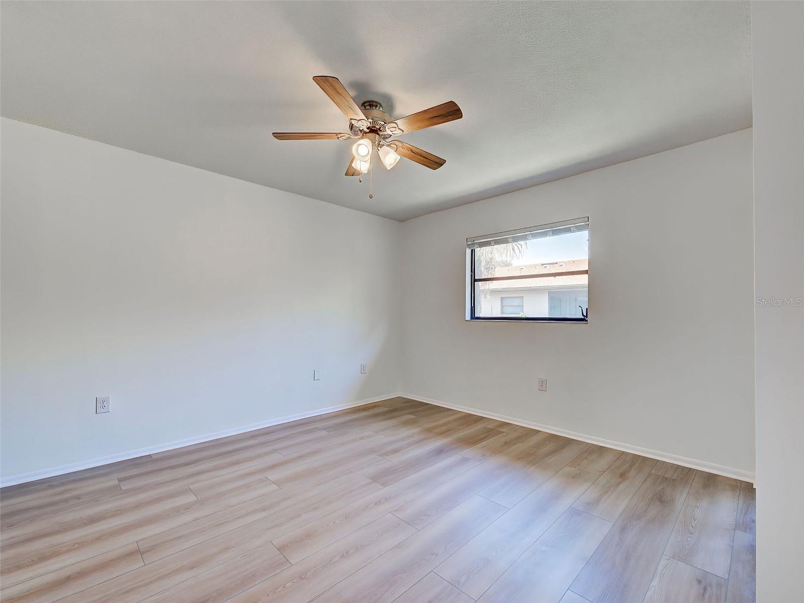 GULF GATE GARDENS - Residential