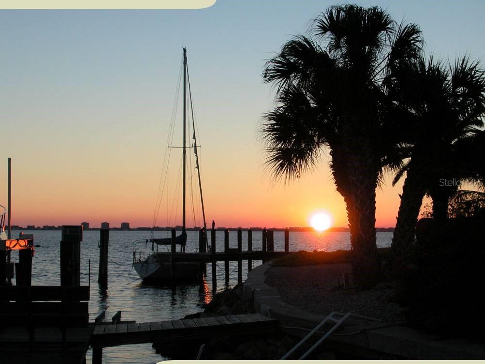 GULF GATE GARDENS - Residential