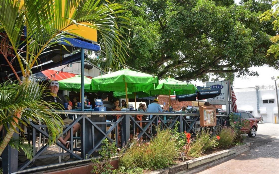 GULF GATE GARDENS - Residential