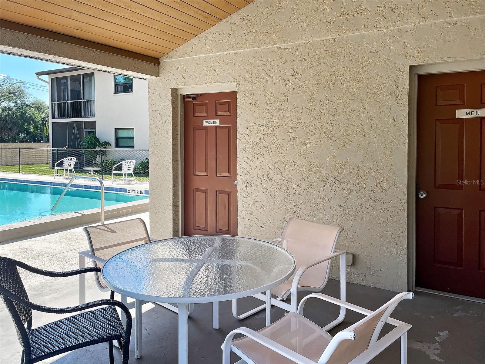 GULF GATE GARDENS - Residential