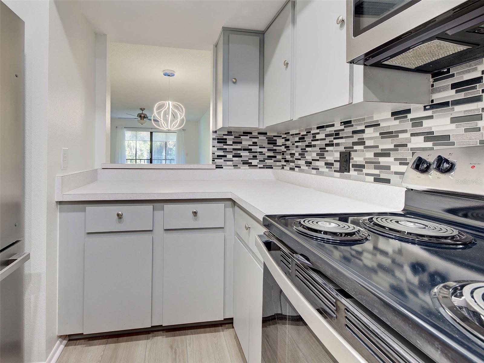 GULF GATE GARDENS - Residential