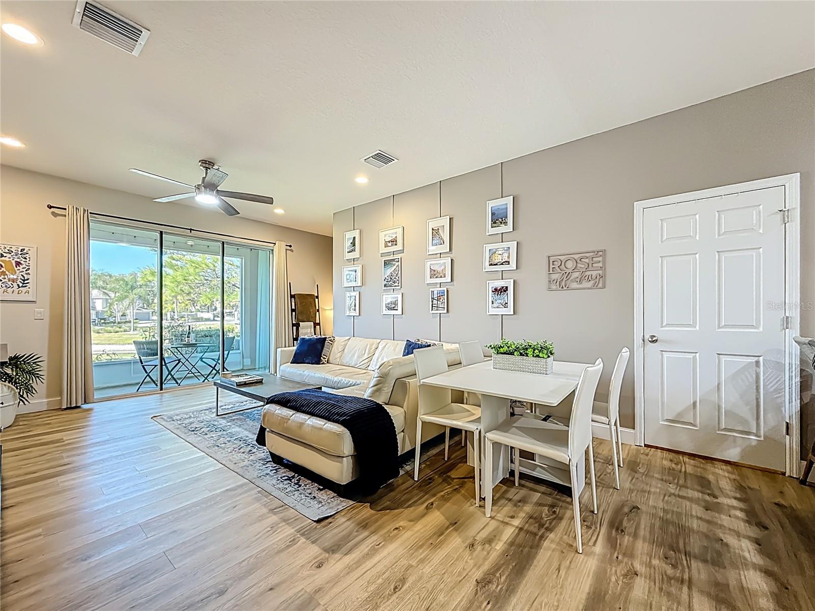 MONTCLAIR LAKE TWNHMS - PH 1 - Residential