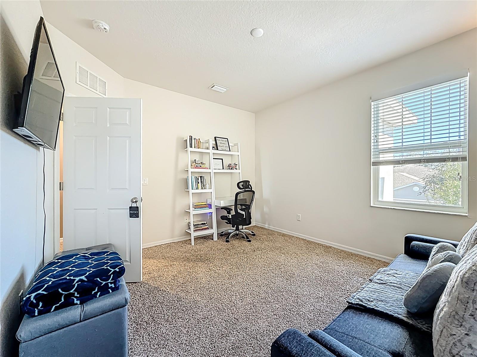 MONTCLAIR LAKE TWNHMS - PH 1 - Residential