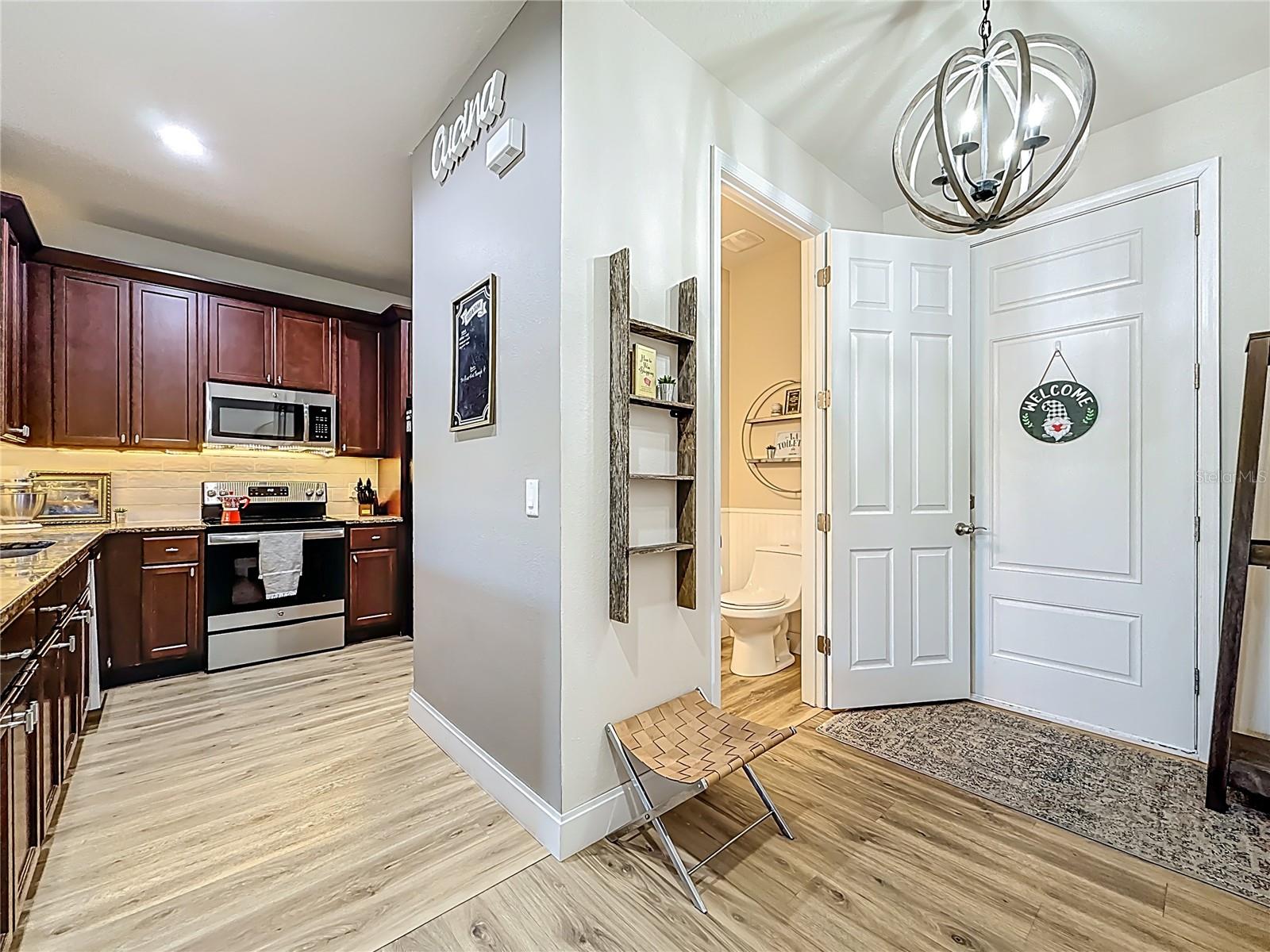 MONTCLAIR LAKE TWNHMS - PH 1 - Residential