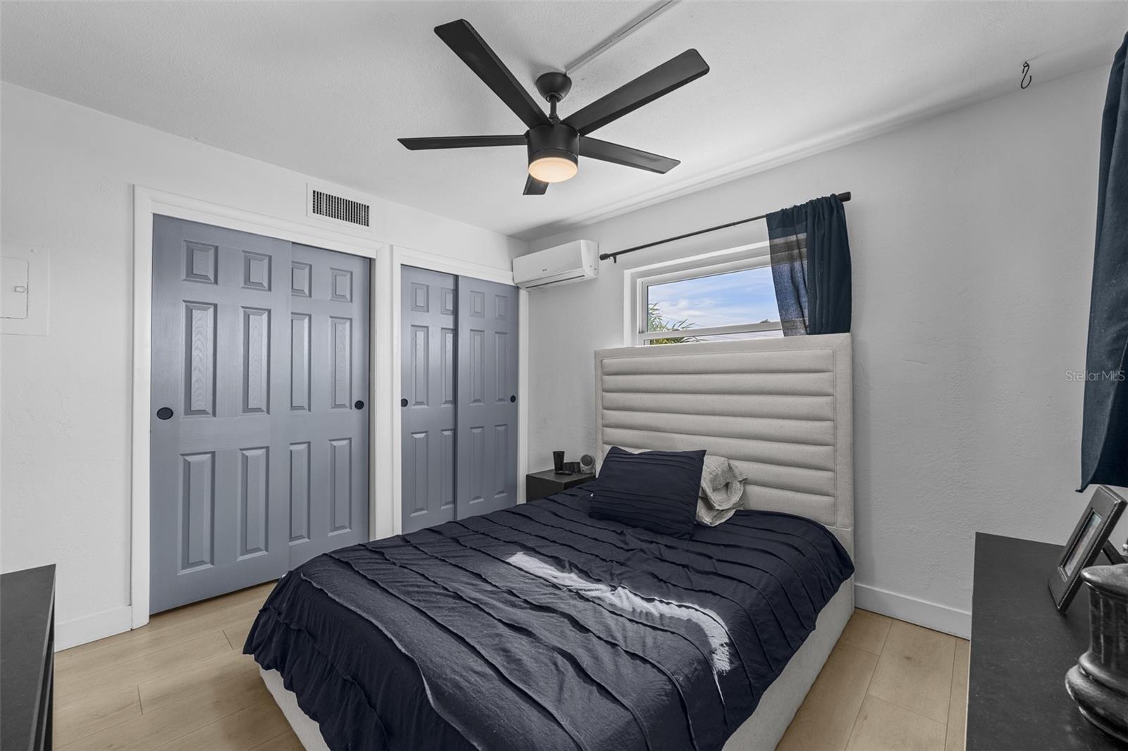 ISLE OF PALMS - Residential Income