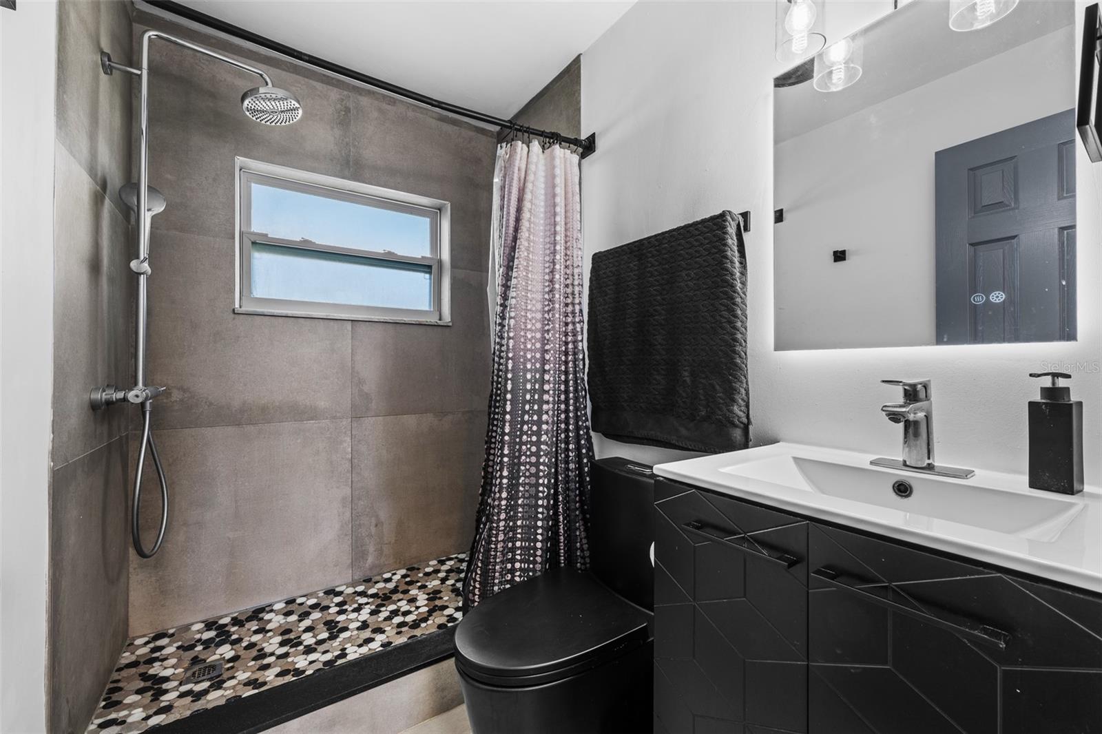 ISLE OF PALMS - Residential Income