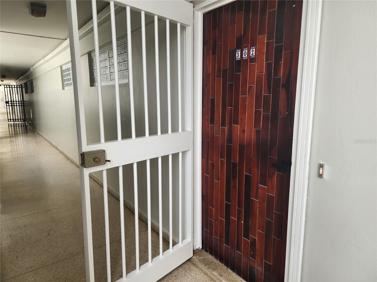 Excellent location. Beautiful beach at Isla Verde. Gated community. Walking distance to restaurants, pharmacies, supermarkets, and more. Completely furnished and equipped. One assigned parking. Very nice amenities: pool, bbq area, gym and direct access to the beach. Call today for appointment.