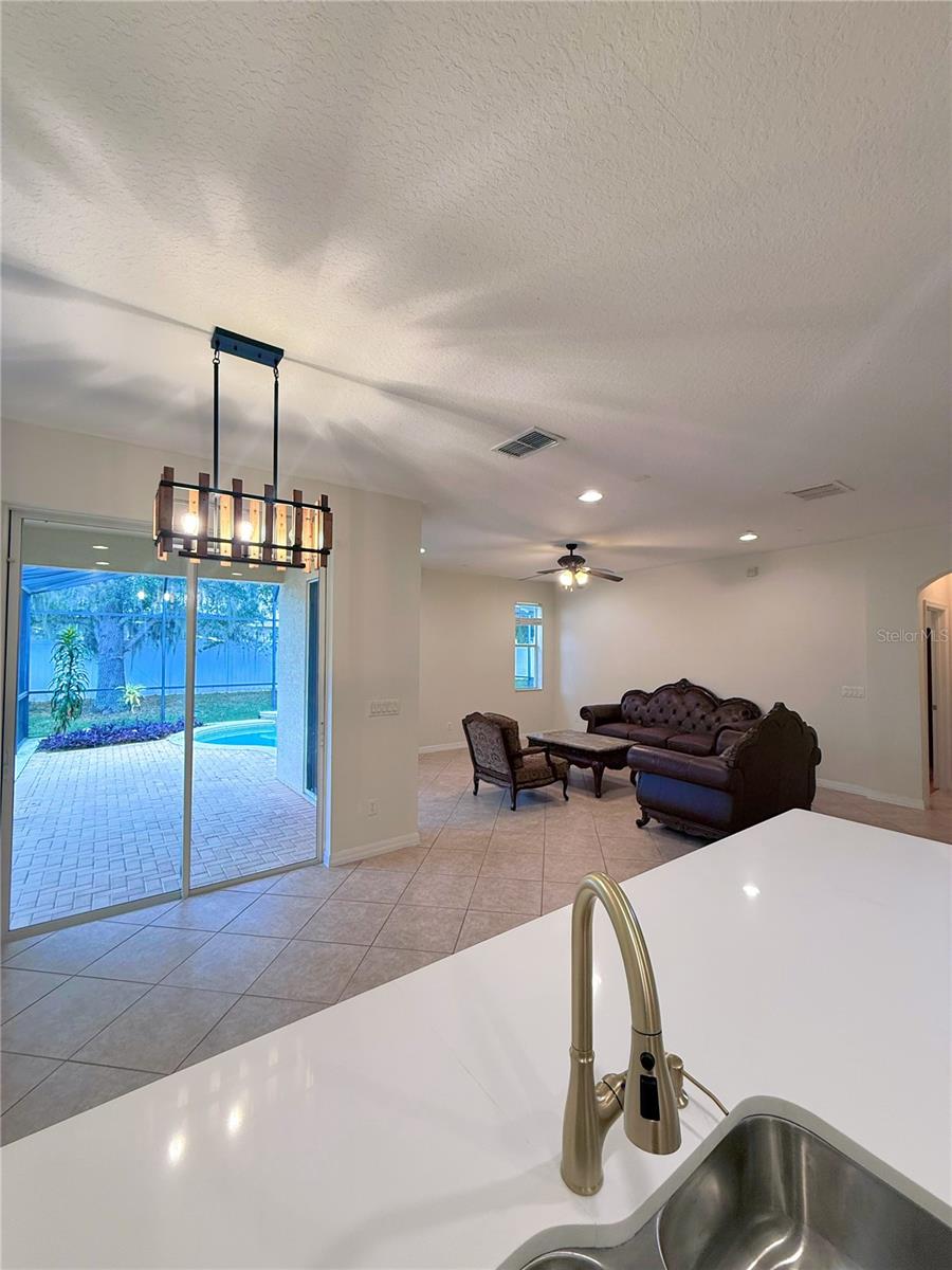 ARLINGTON BAY - Residential Lease