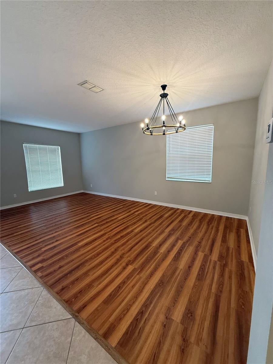 ARLINGTON BAY - Residential Lease