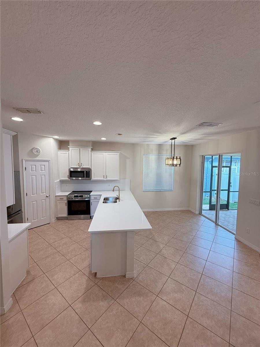 ARLINGTON BAY - Residential Lease