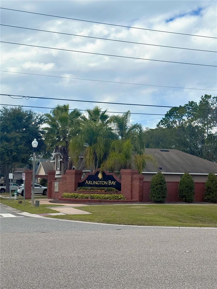 ARLINGTON BAY - Residential Lease