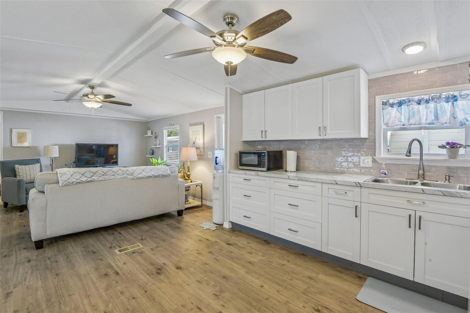 TIMBER LAKE ESTATES - Residential