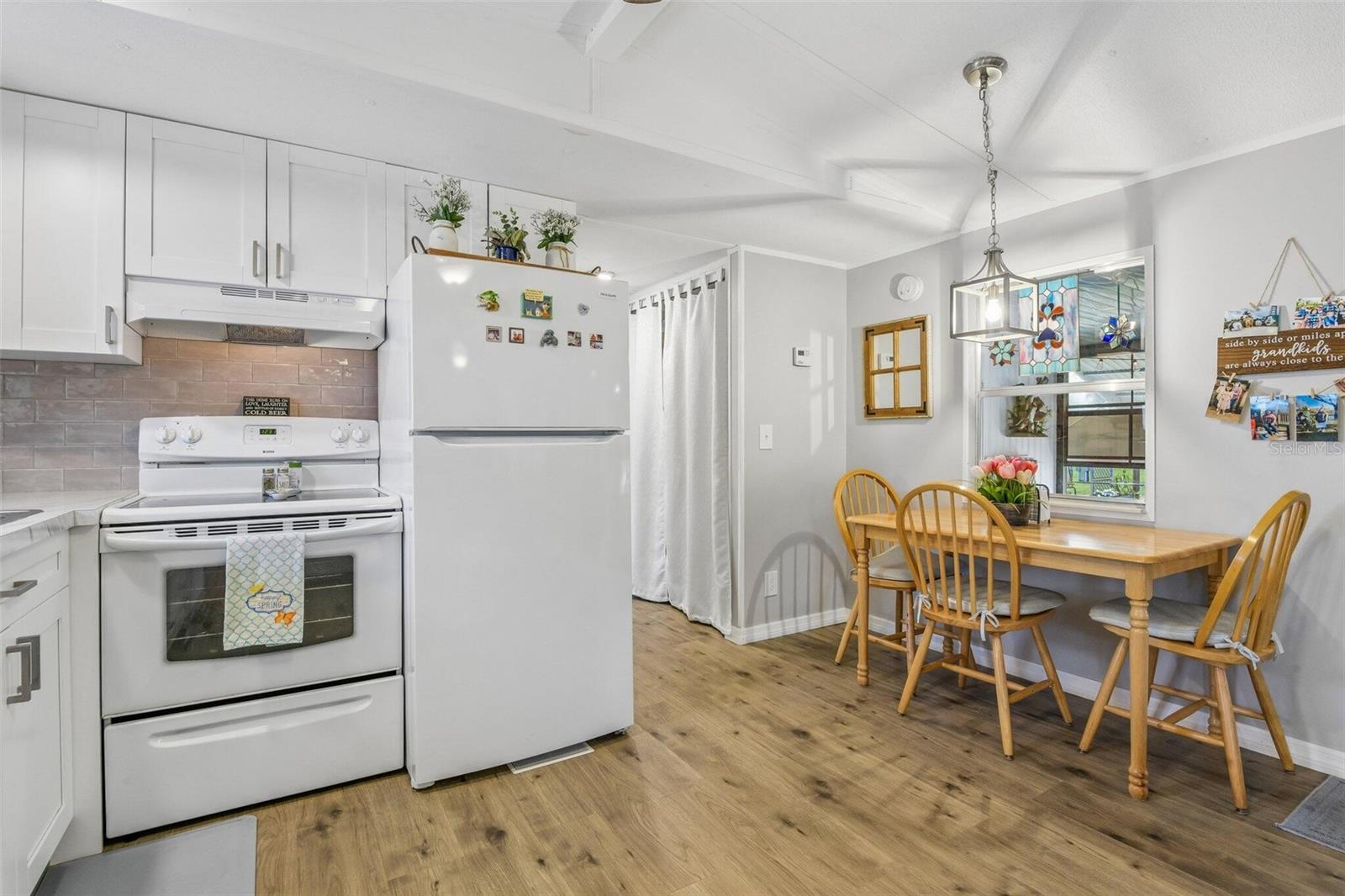 TIMBER LAKE ESTATES - Residential