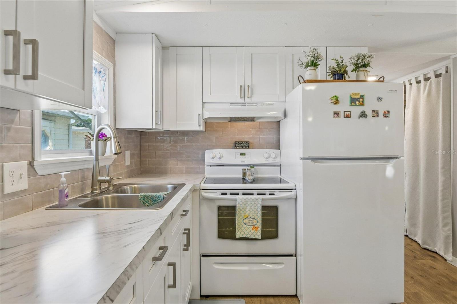 TIMBER LAKE ESTATES - Residential