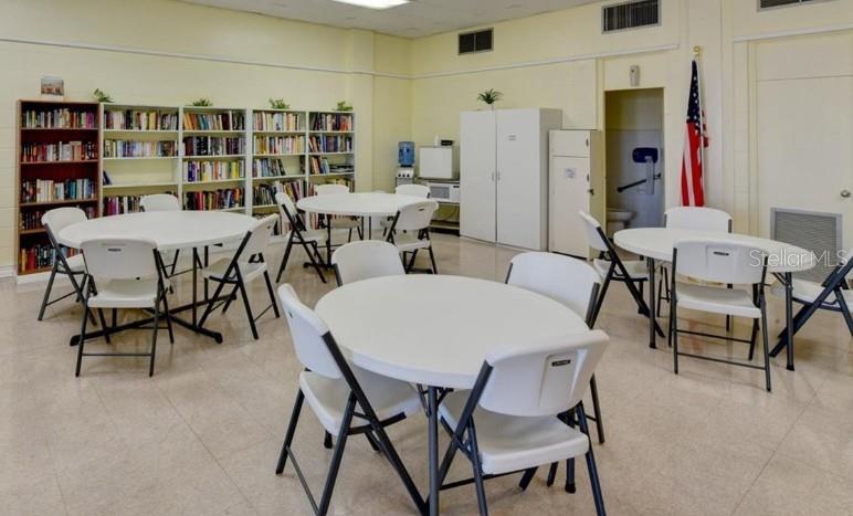 BRADENTON TROPICAL PALMS CO-OP - Residential