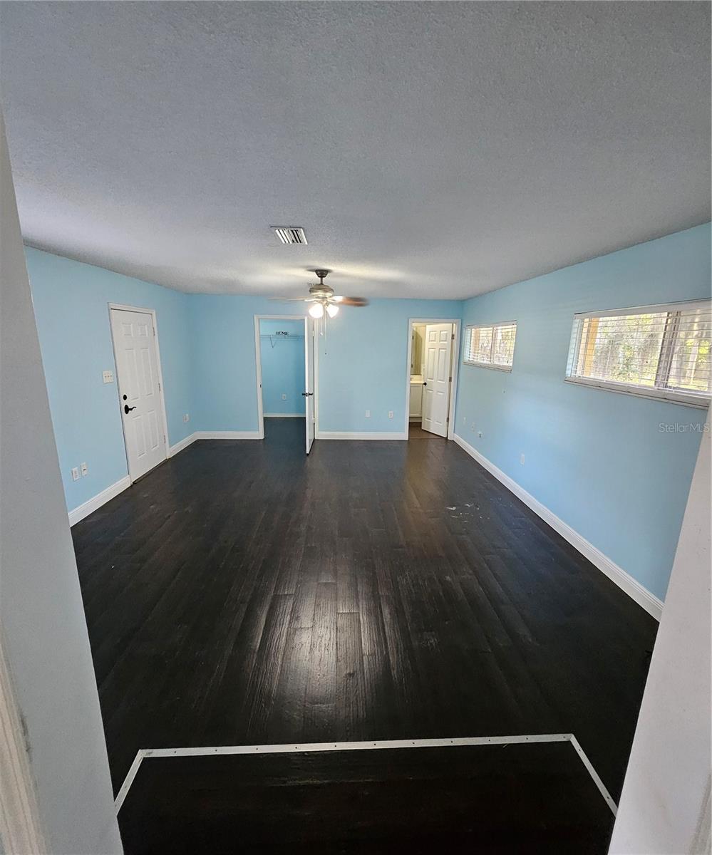 SHADY DELLS - Residential