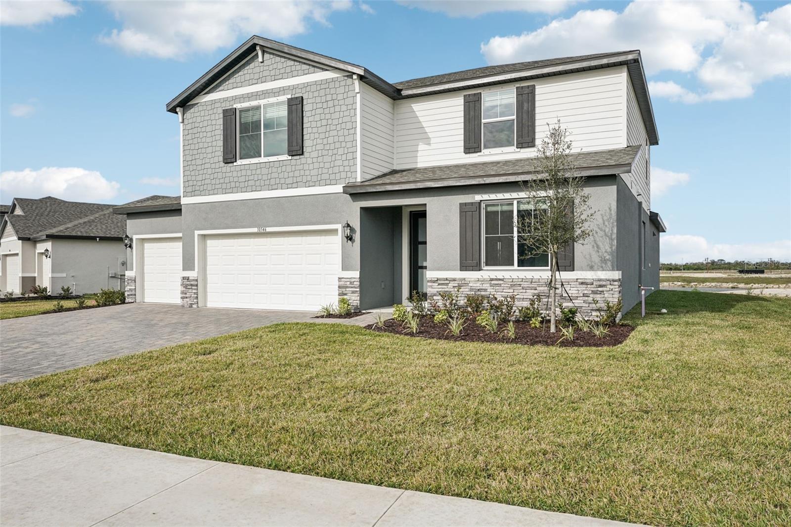 10546 ABUNDANCE GROVE WAY