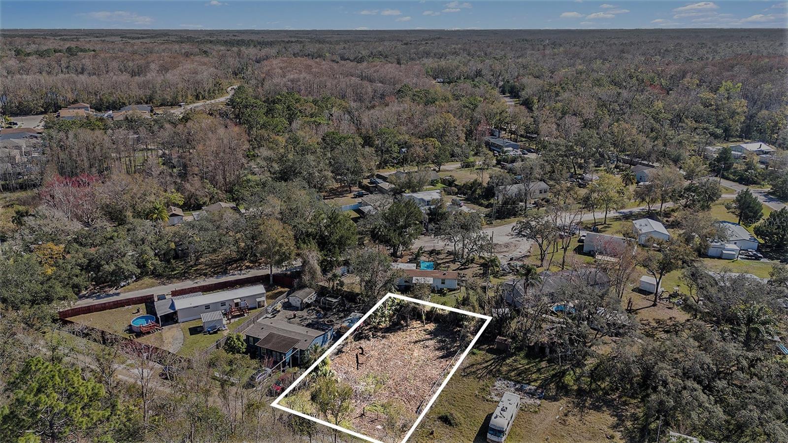 MOON LAKE ESTATES - Land