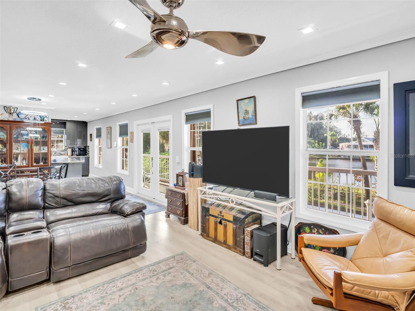 TAMPA TARPON SPGS LAND CO - Residential