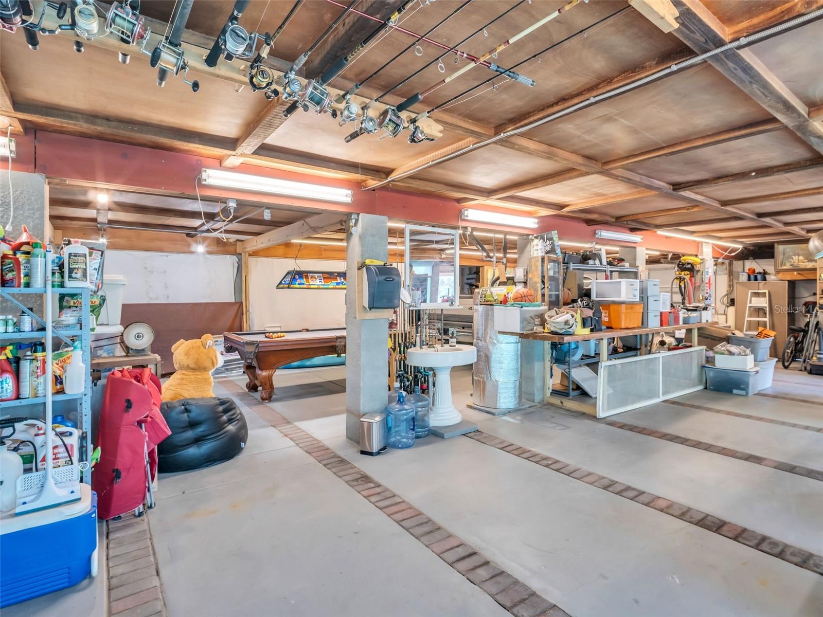 TAMPA TARPON SPGS LAND CO - Residential