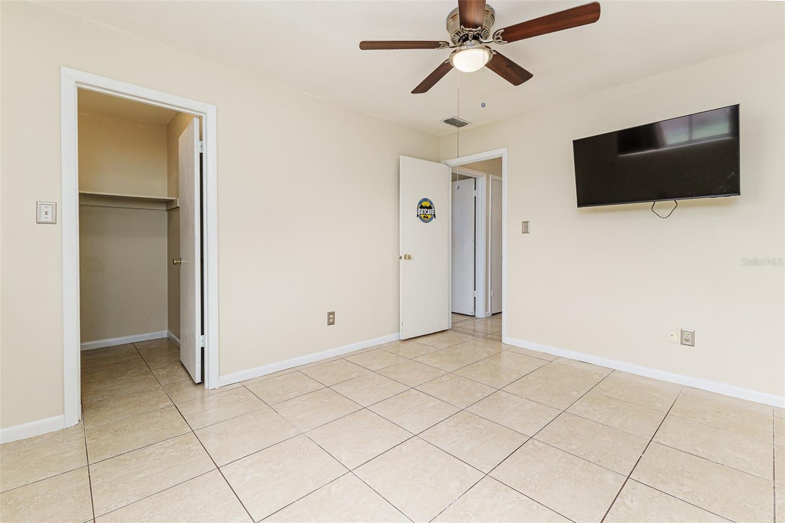 IMPERIALAKES PH 01 - Residential