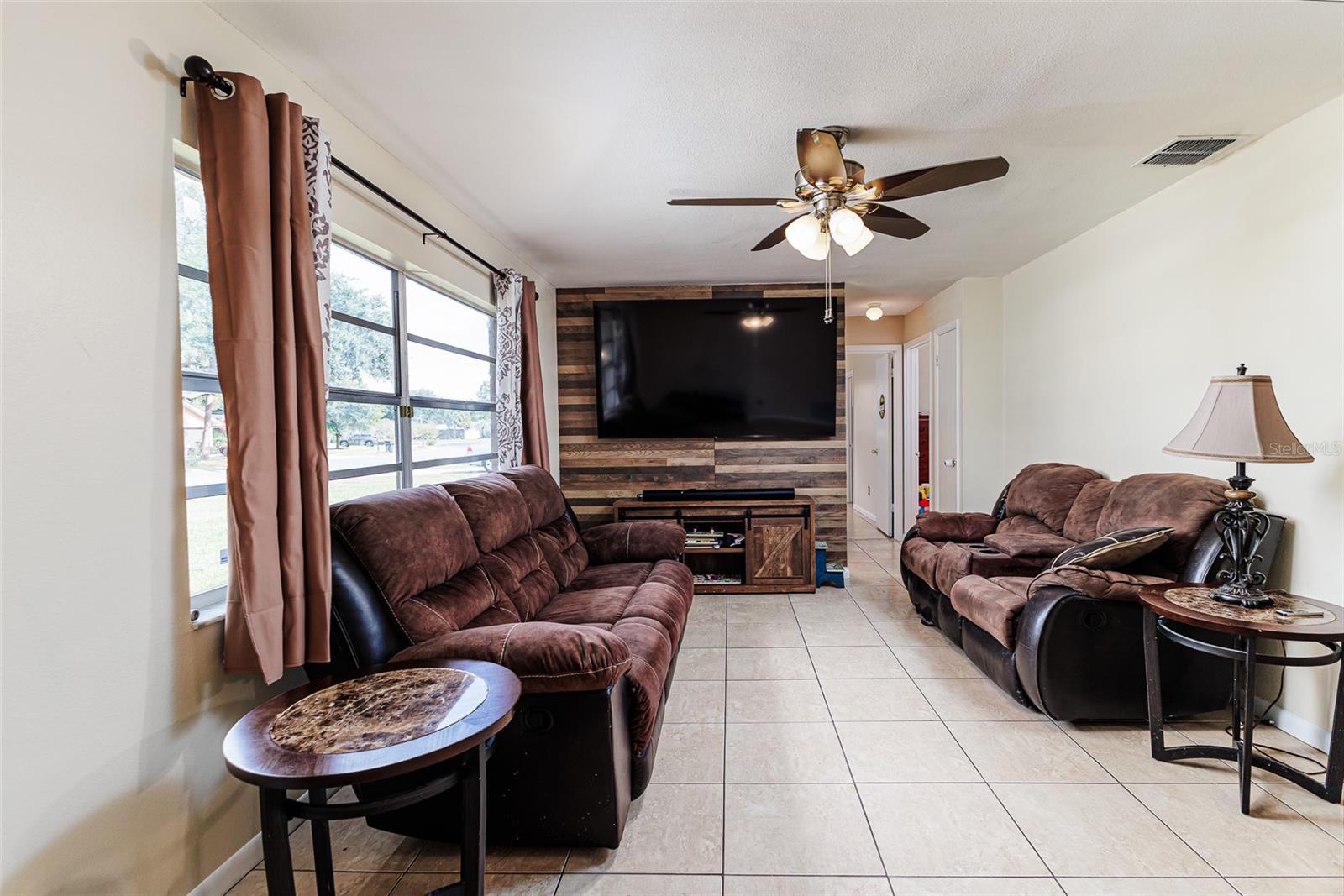 IMPERIALAKES PH 01 - Residential