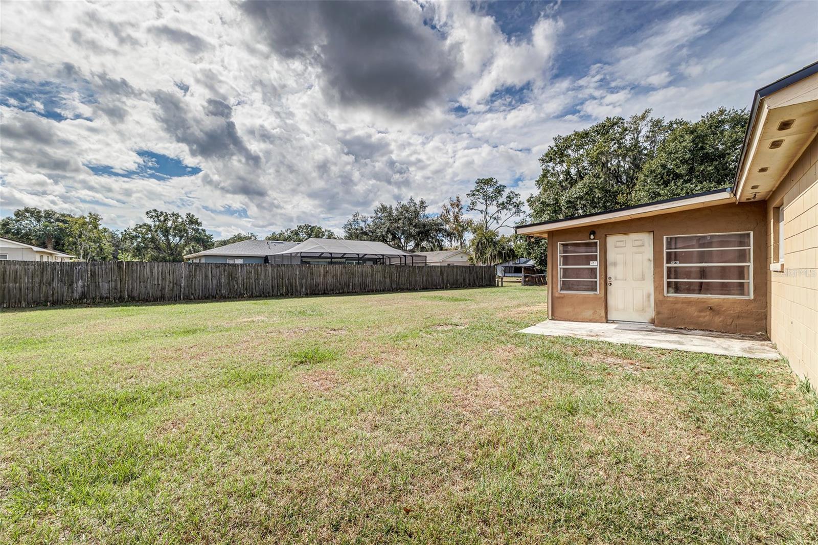 IMPERIALAKES PH 01 - Residential