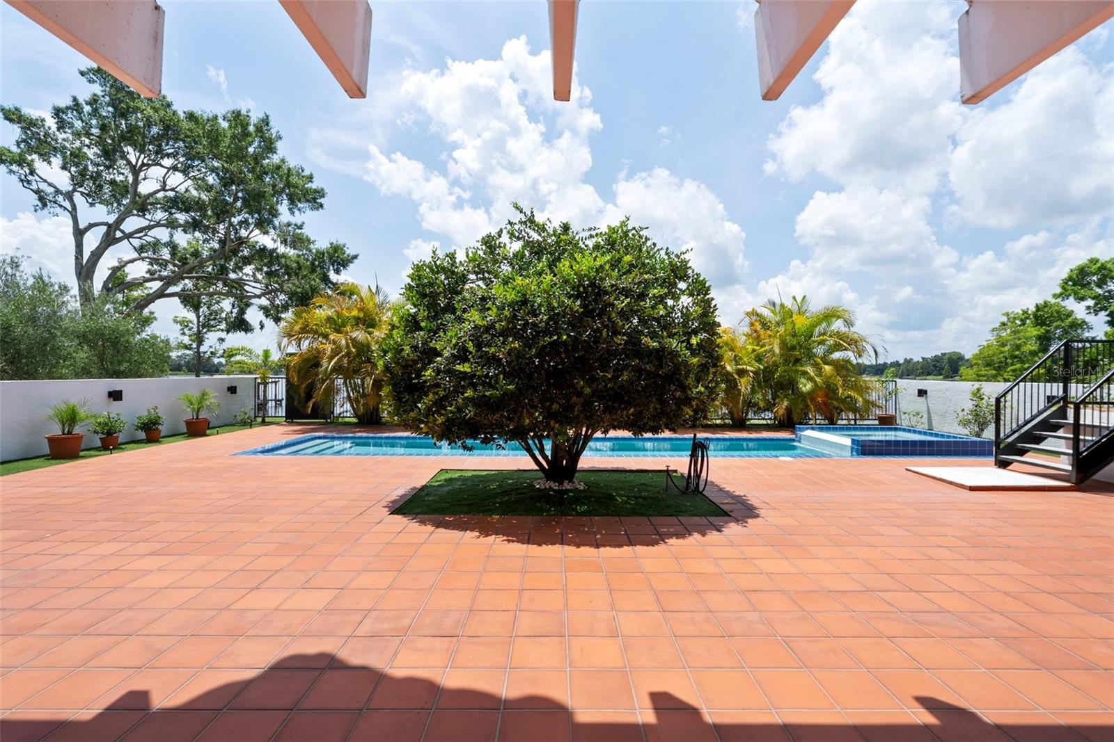 EL OTIS PARK SUB - Residential