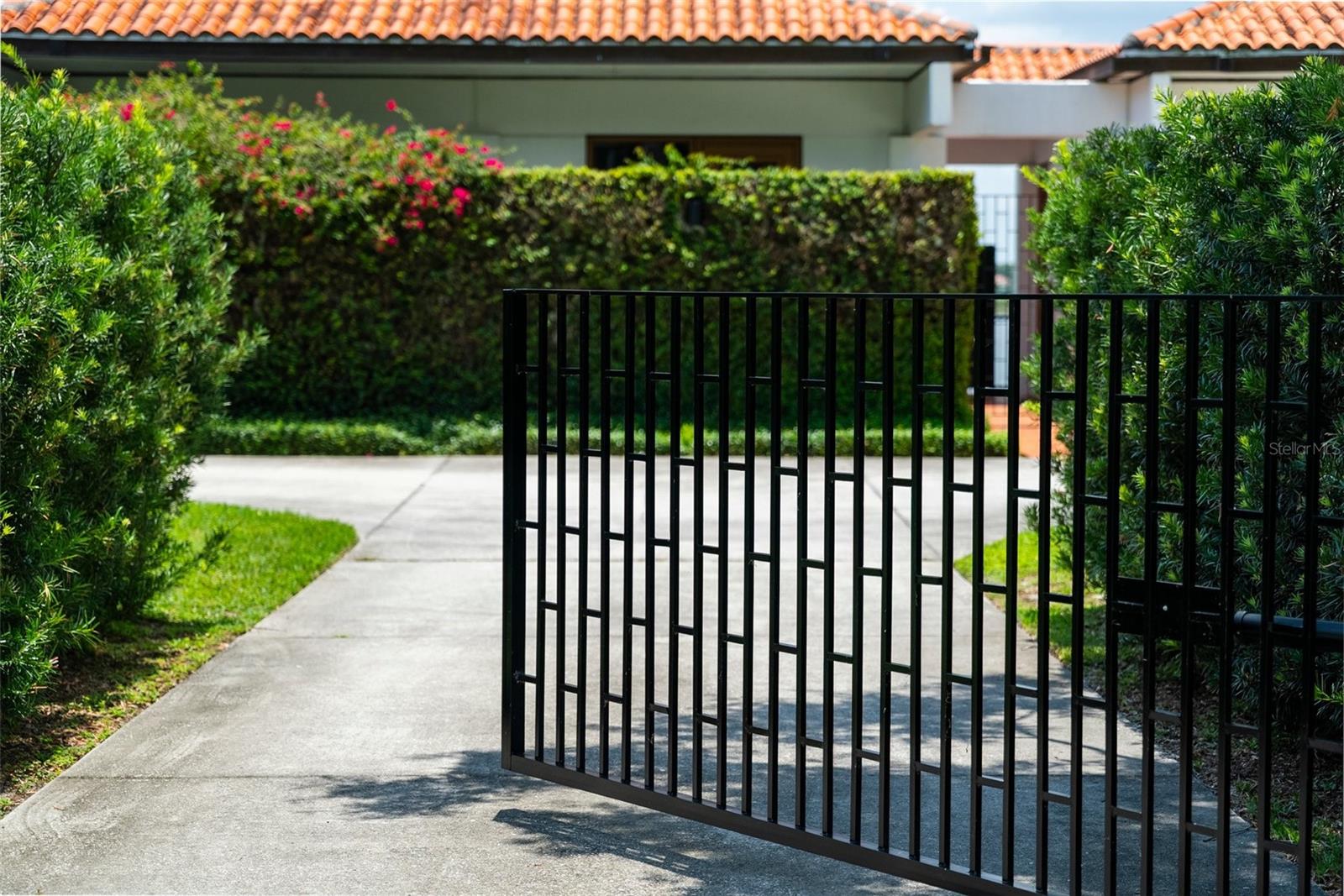 950 N LAKE OTIS DRIVE SE