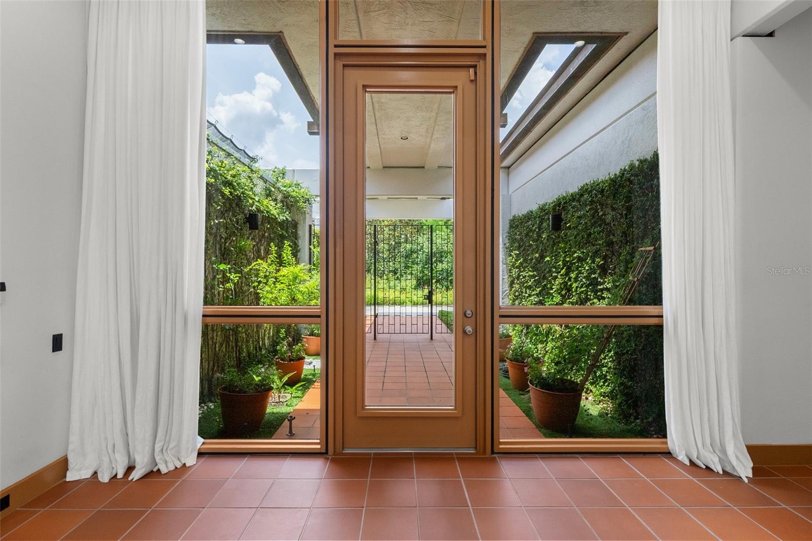 EL OTIS PARK SUB - Residential