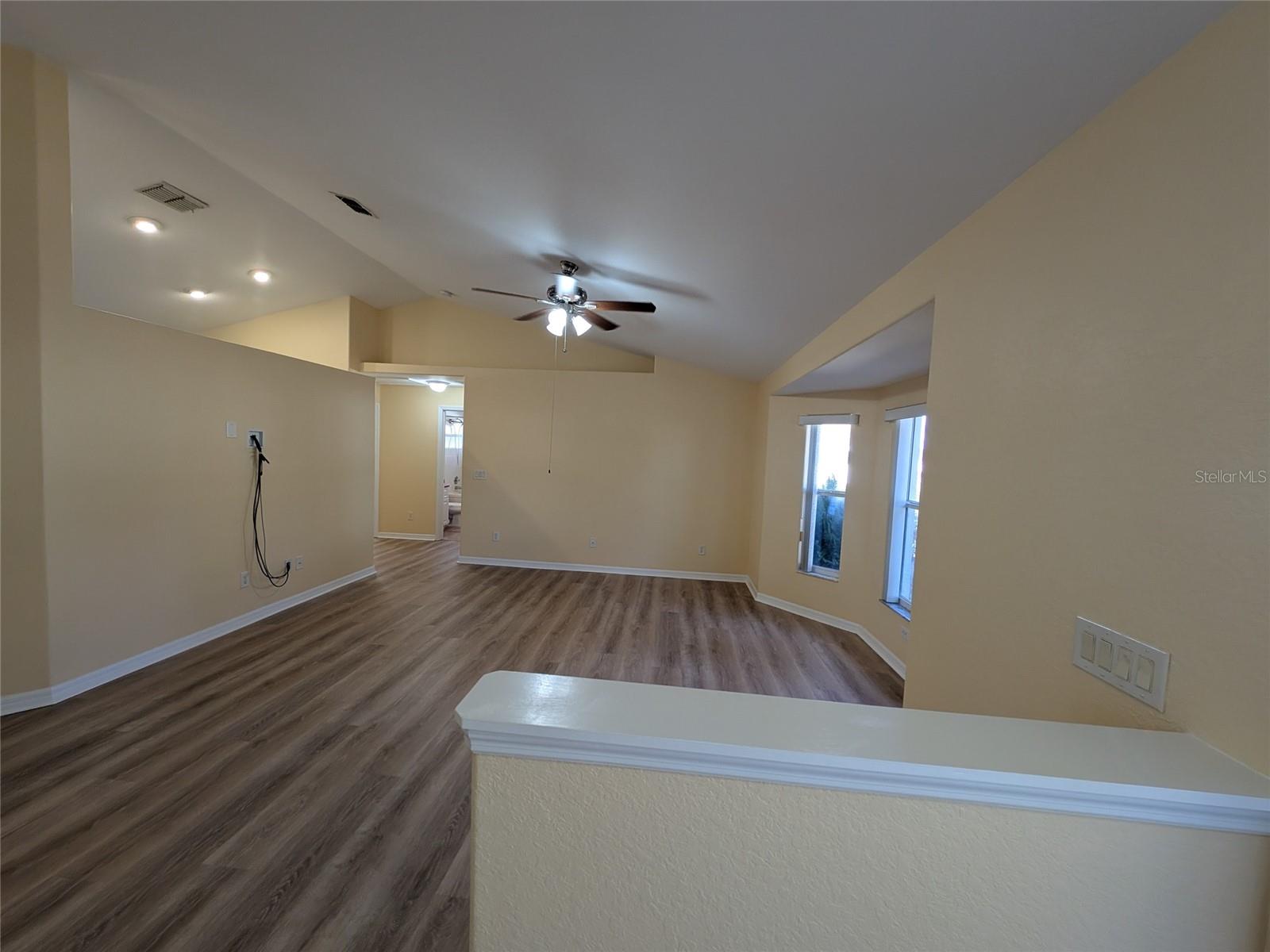 HARDWOOD TRLS - Residential