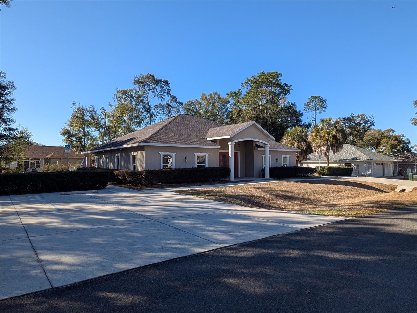 HARDWOOD TRLS - Residential