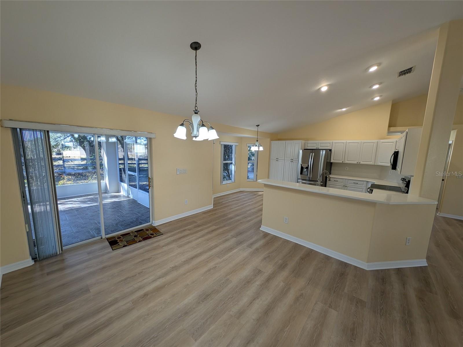 HARDWOOD TRLS - Residential