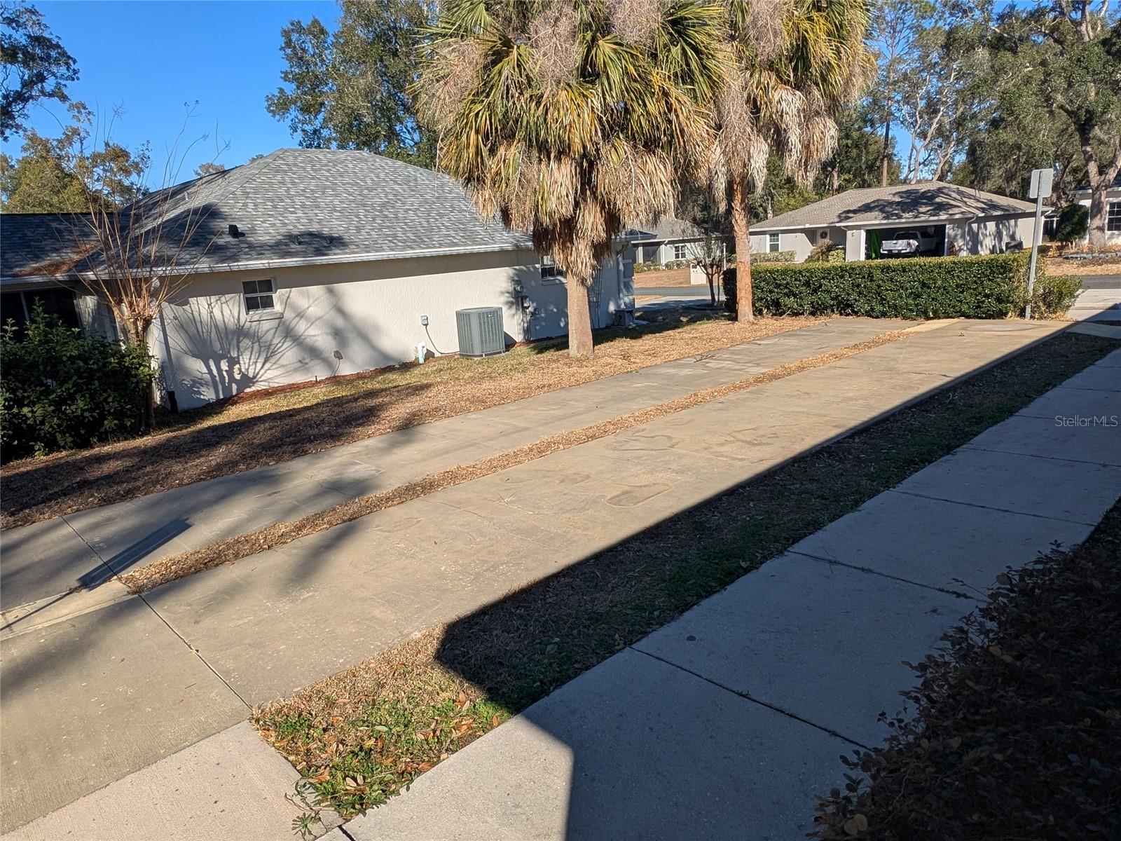 HARDWOOD TRLS - Residential