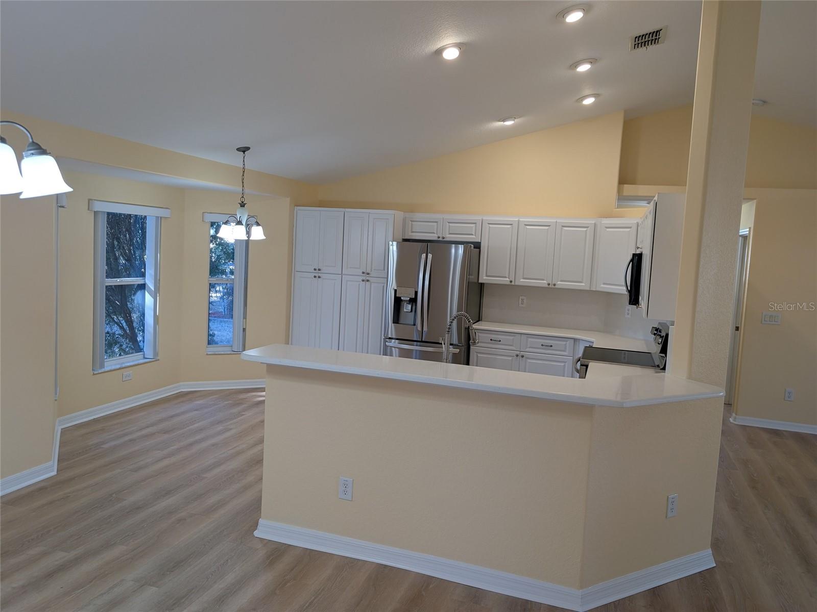 HARDWOOD TRLS - Residential
