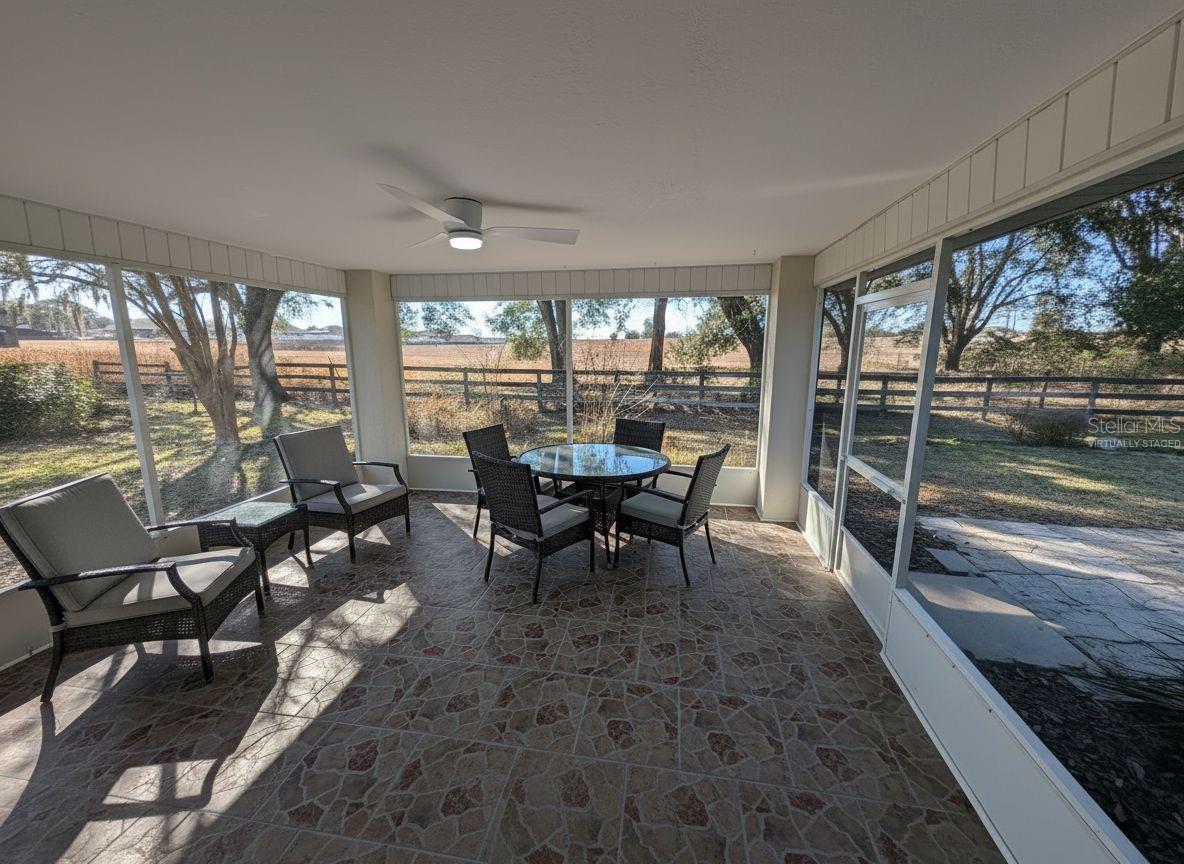 HARDWOOD TRLS - Residential
