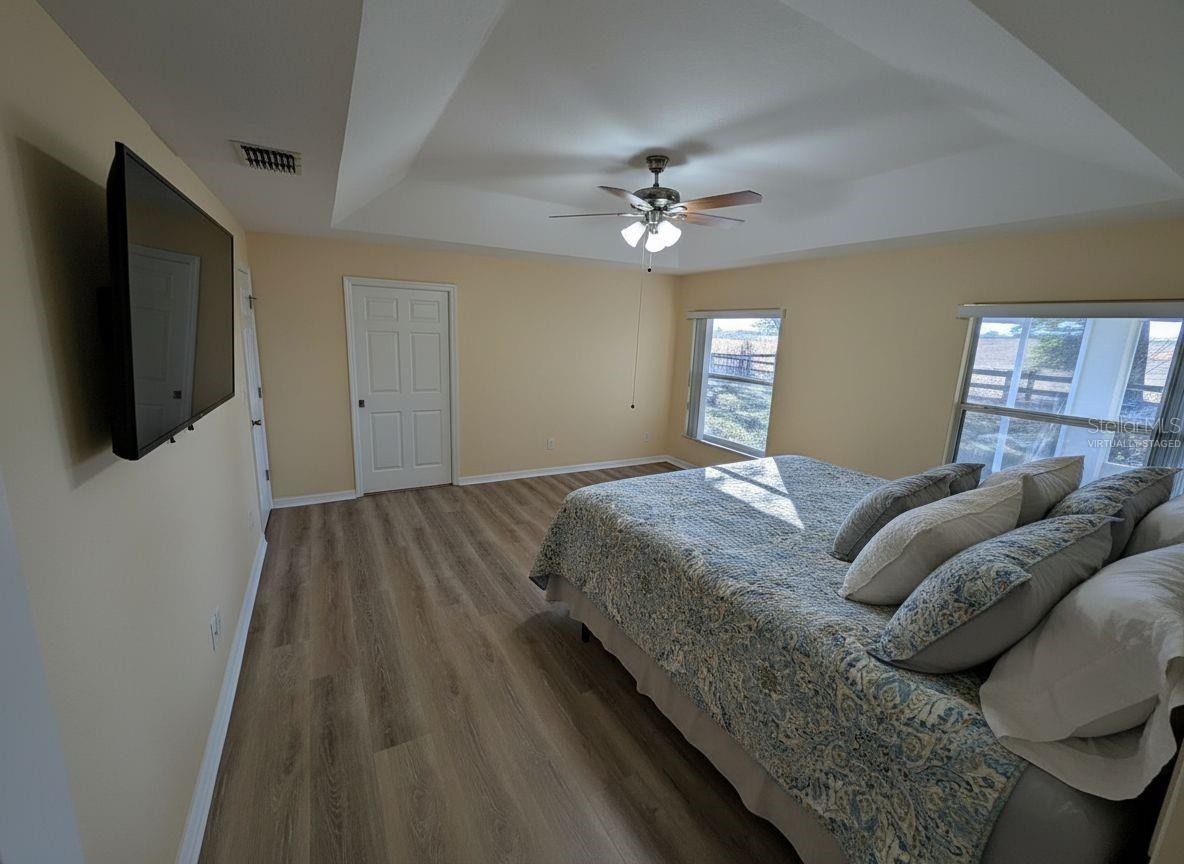 HARDWOOD TRLS - Residential