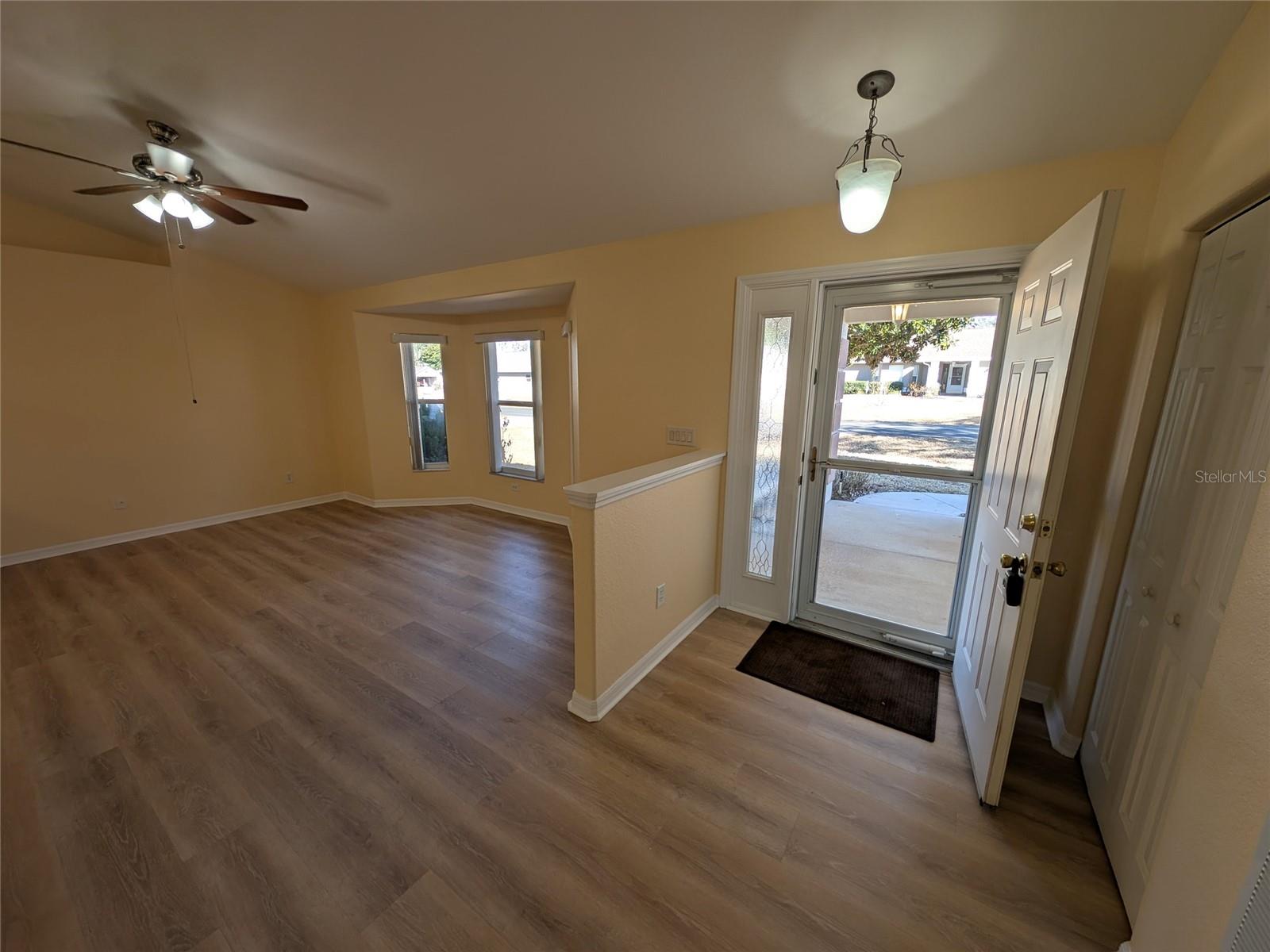 HARDWOOD TRLS - Residential