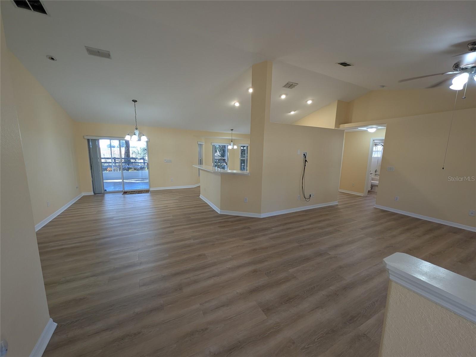 HARDWOOD TRLS - Residential